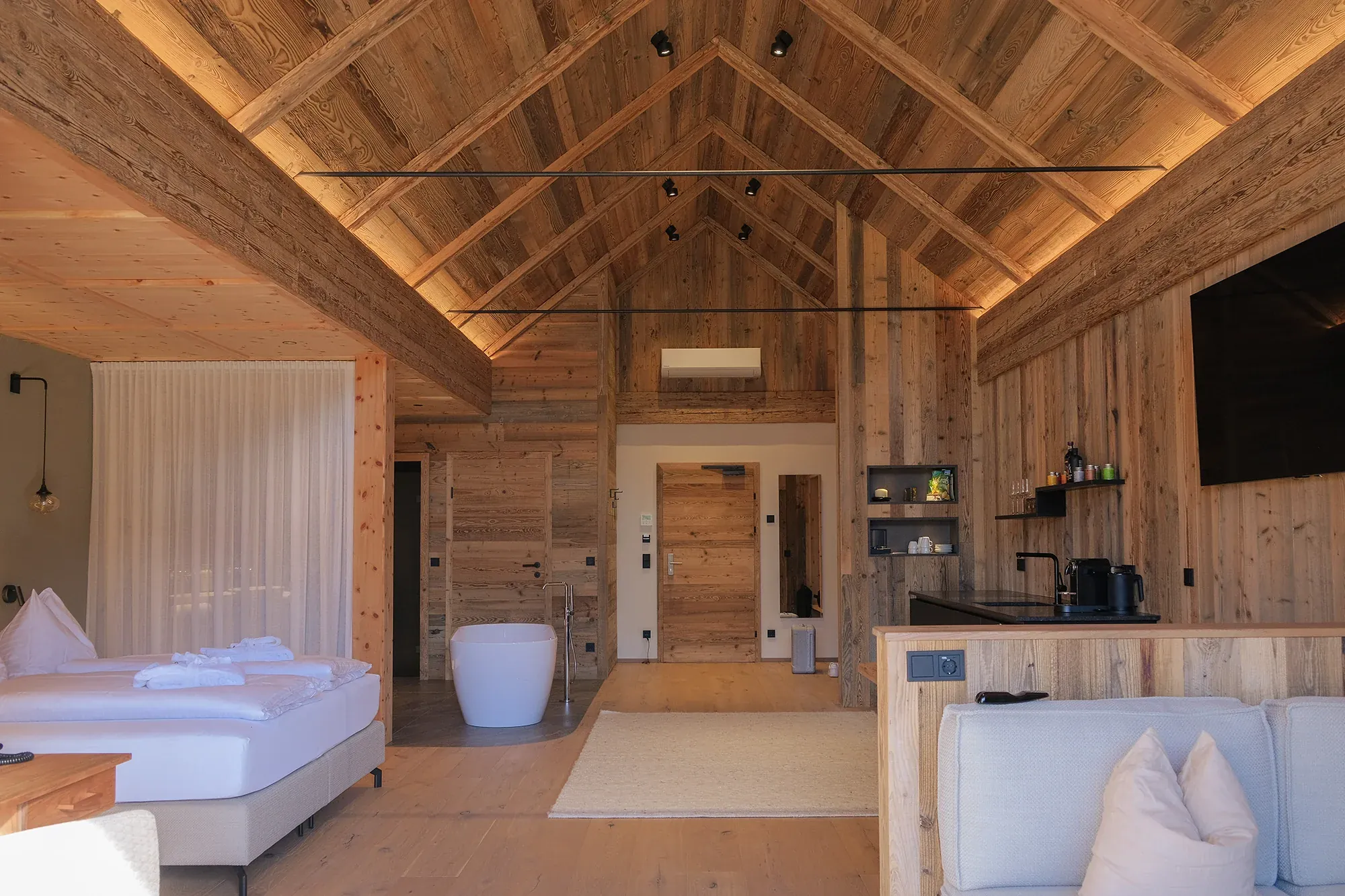 Echtes Holz mit Herz